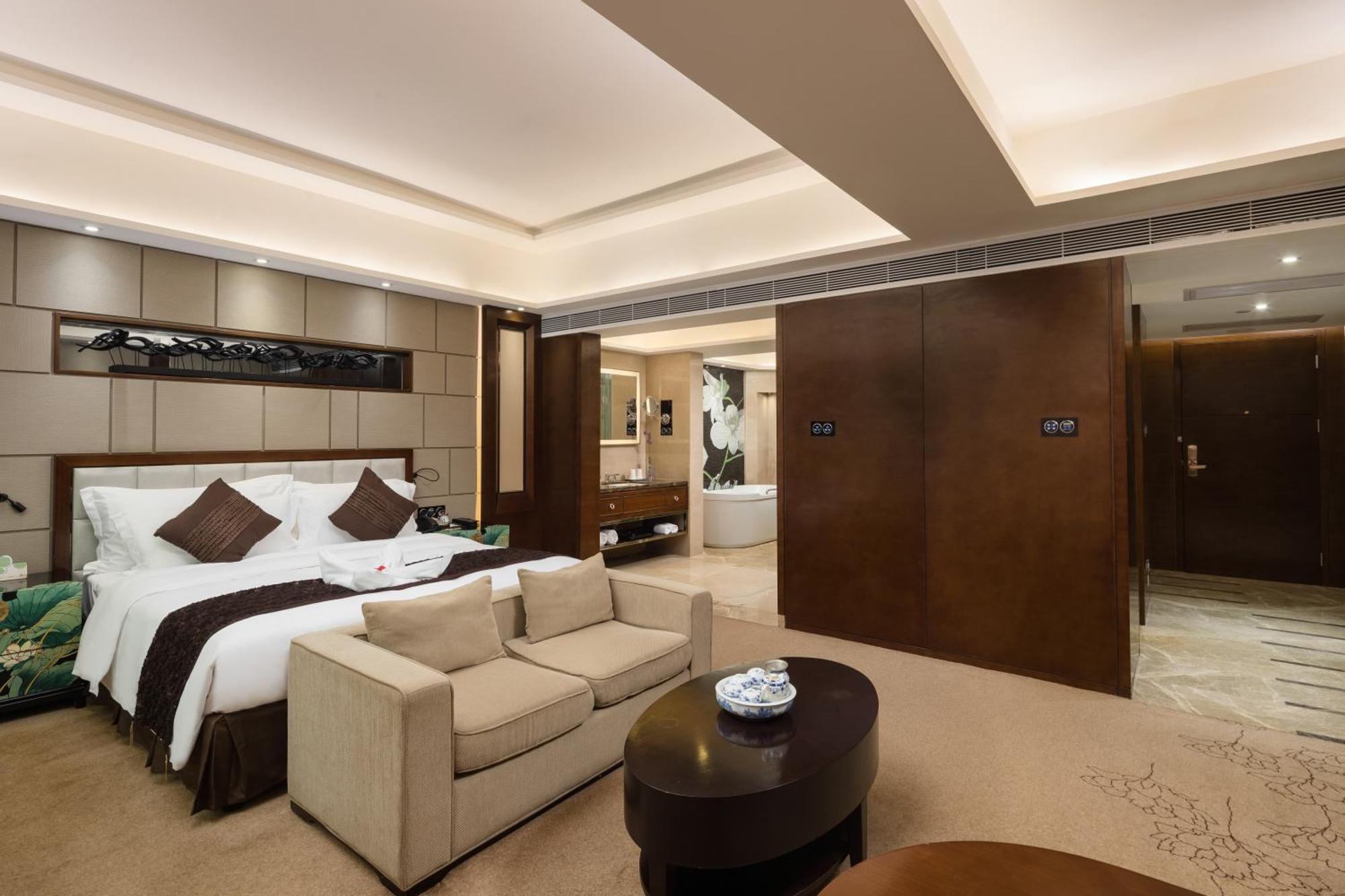 Maoming International Hotel Exterior photo